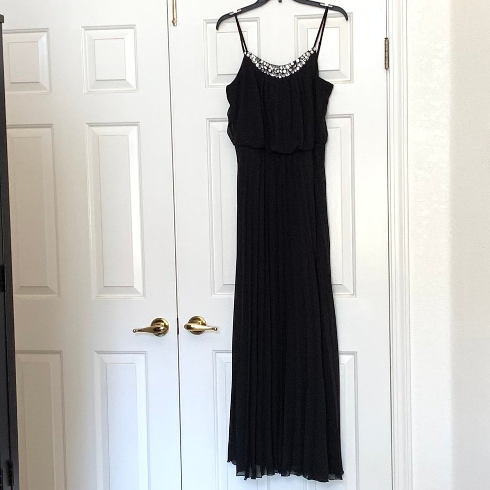 Bisou Bisou Formal Black Gown